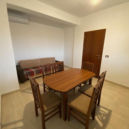 Vila Bali Durres Luaran gambar