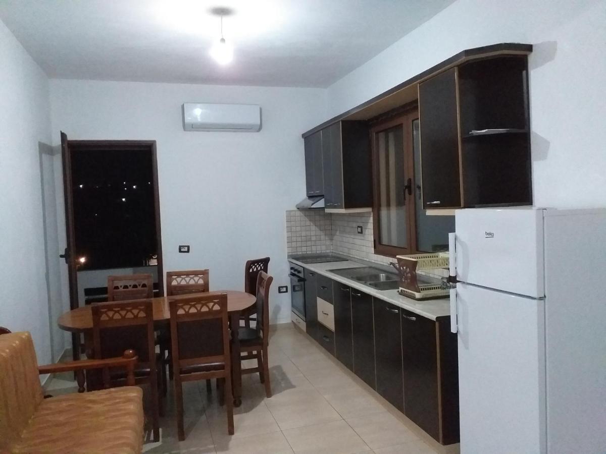 Vila Bali Durres Luaran gambar