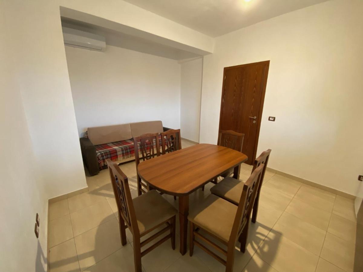 Vila Bali Durres Luaran gambar