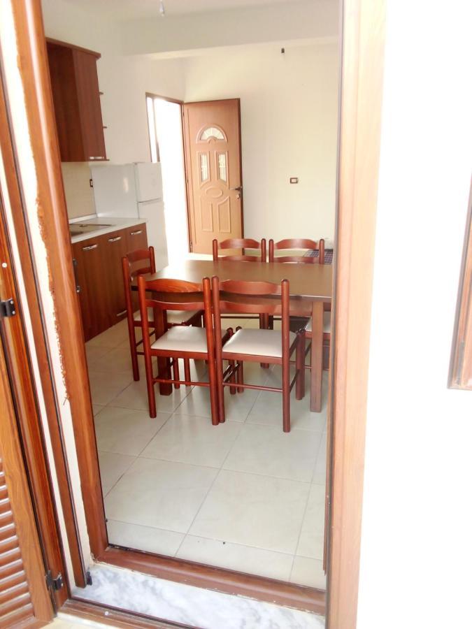 Vila Bali Durres Luaran gambar