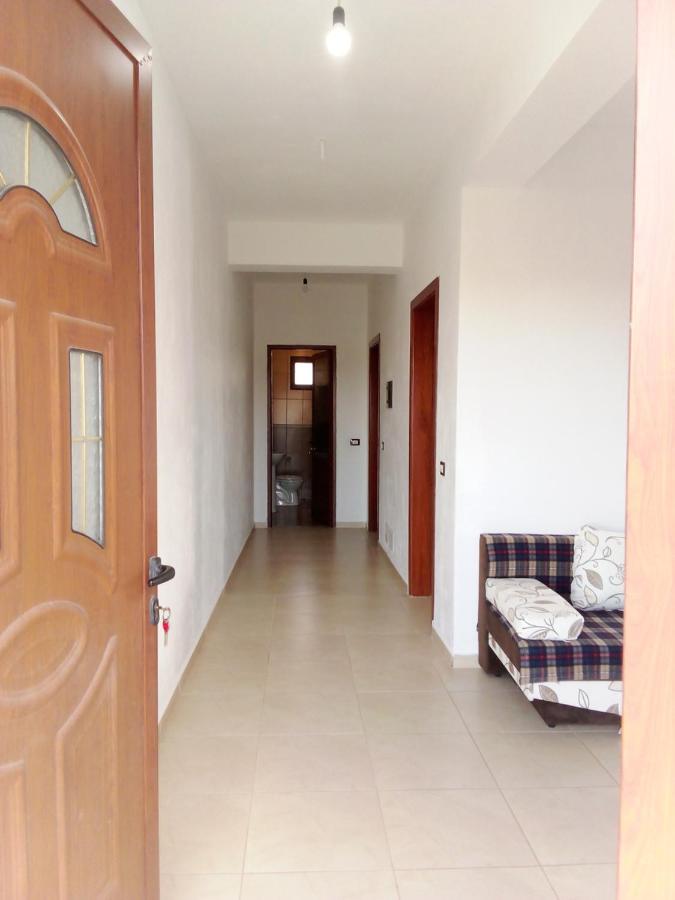 Vila Bali Durres Luaran gambar