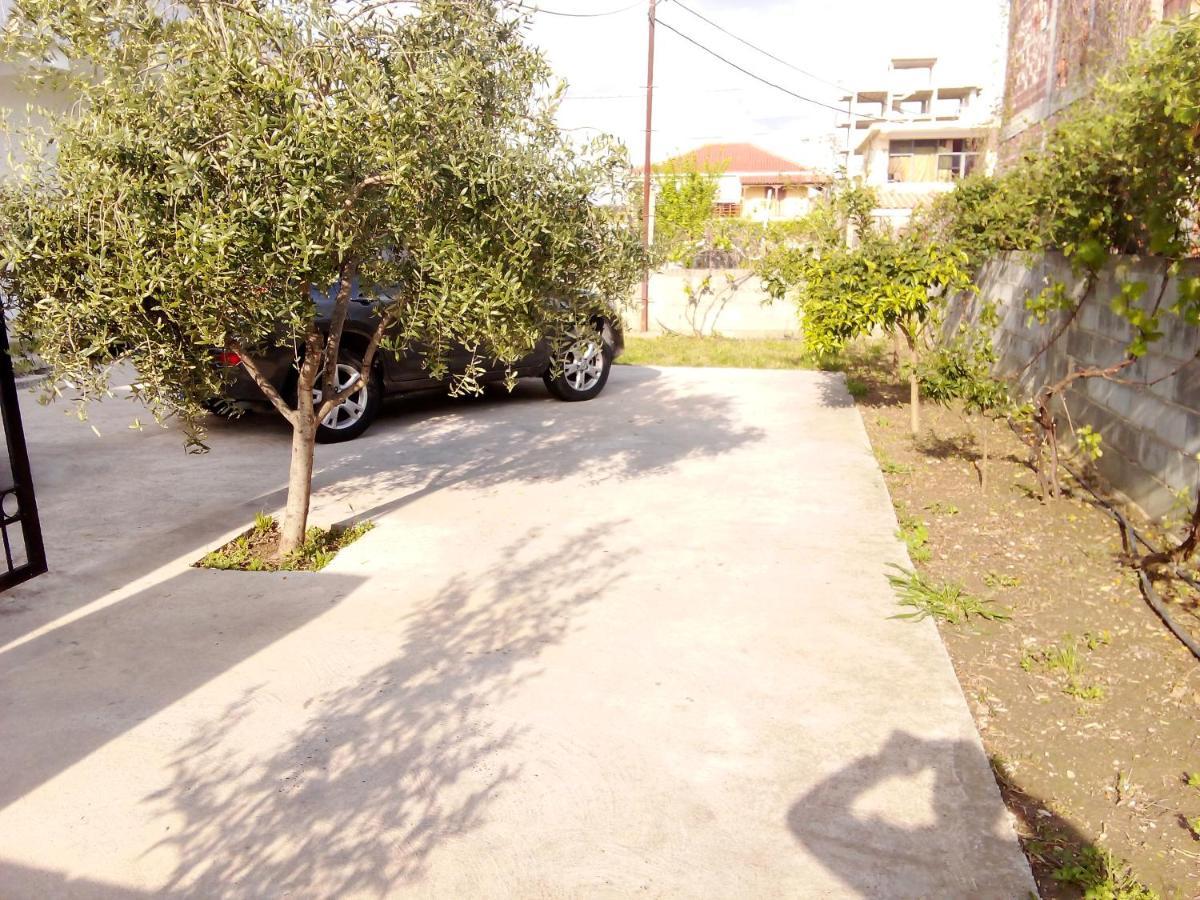 Vila Bali Durres Luaran gambar