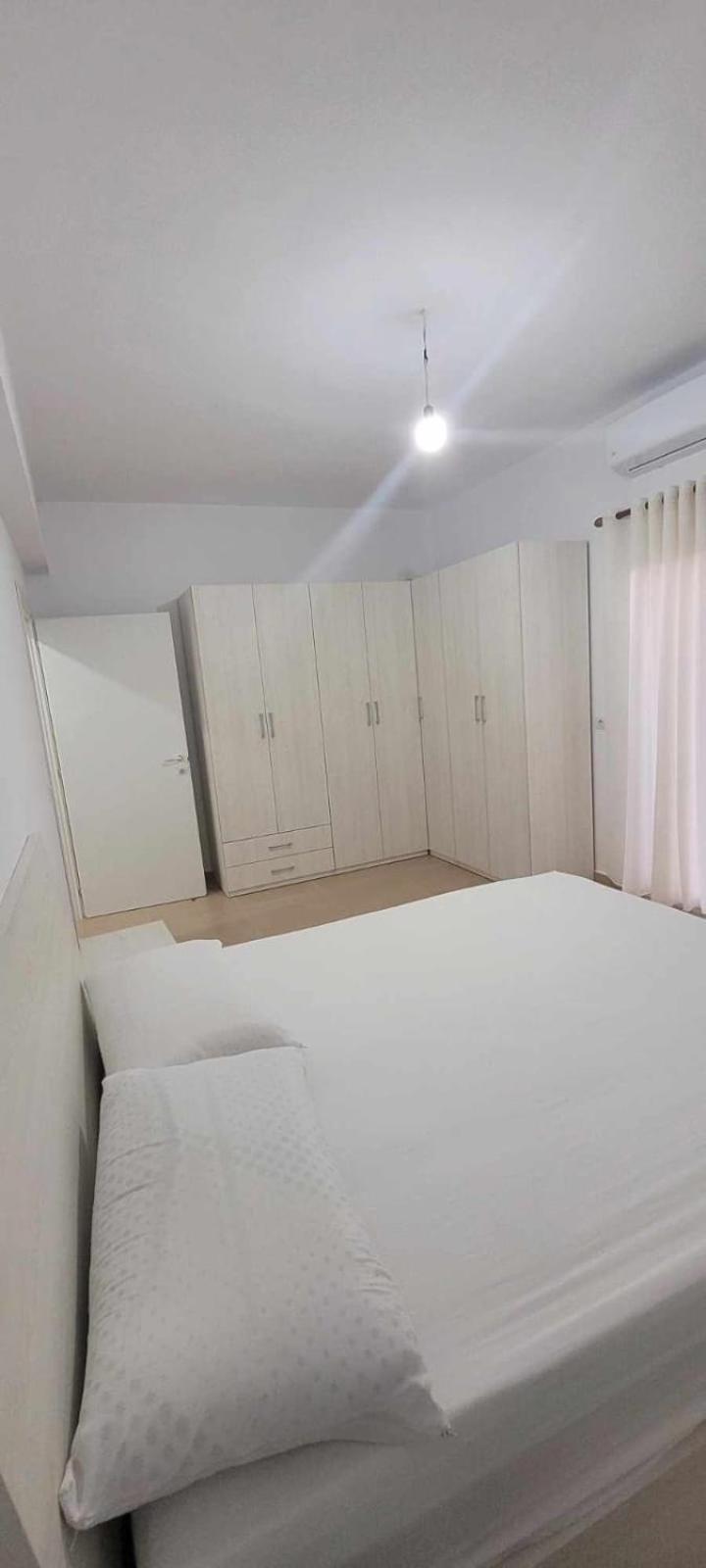 Vila Bali Durres Luaran gambar